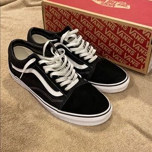 Classic Black Old Skool Vans